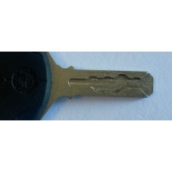 CODAGE SERRURE GIVI / BMW SUR Photos d’ébauche Accueil photos ébauche clé BMW bmw R1250GS commodo RT GS F900R F990XR 1200RT 2...